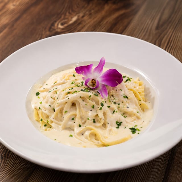 Fettuccine Alfredo.